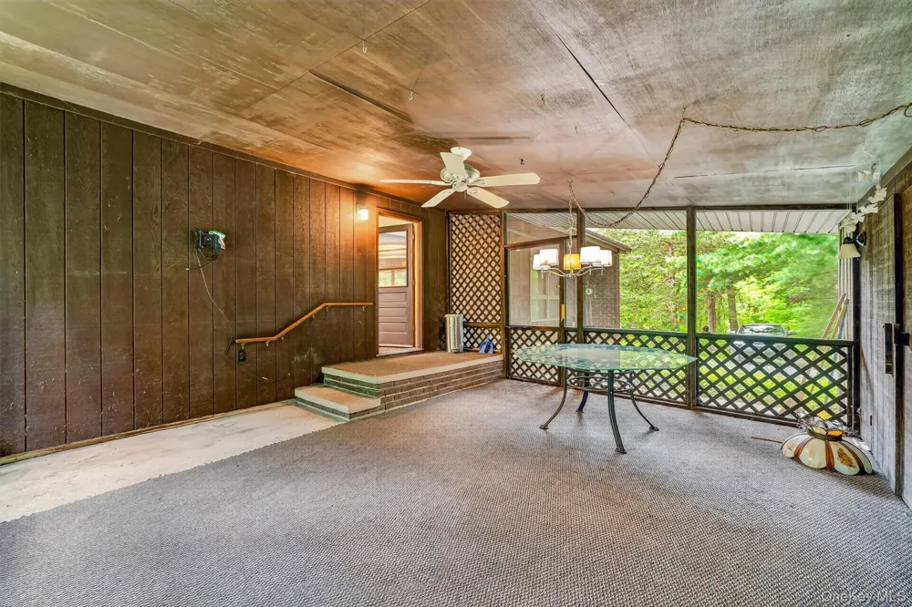 368 Old Dutch Hollow Road Greenwood Lake, NY 10925