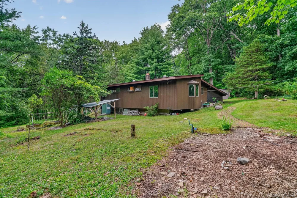 368 Old Dutch Hollow Road Greenwood Lake, NY 10925