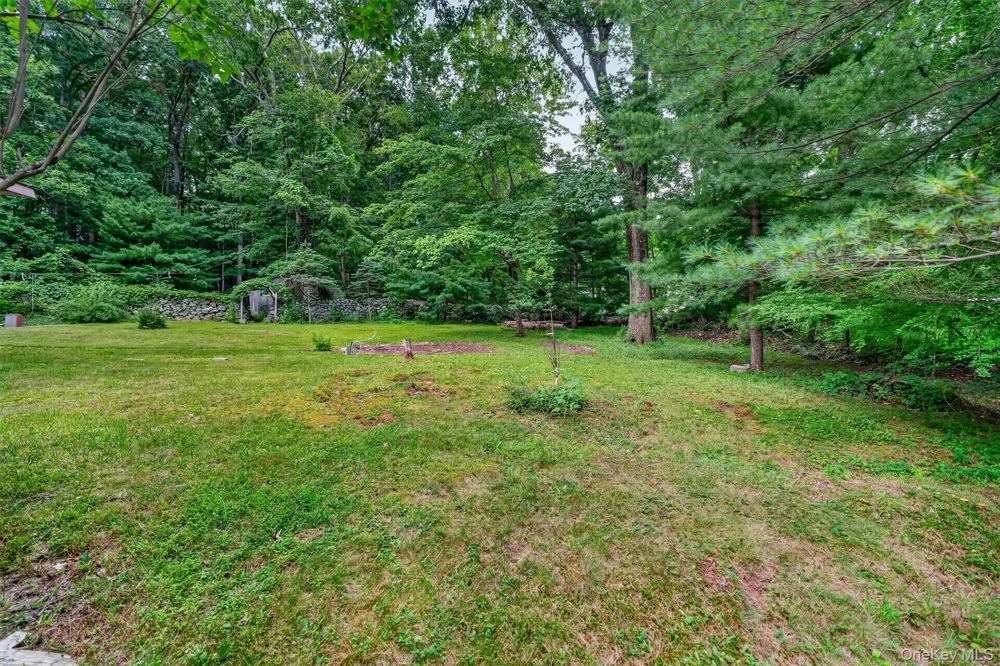368 Old Dutch Hollow Road Greenwood Lake, NY 10925