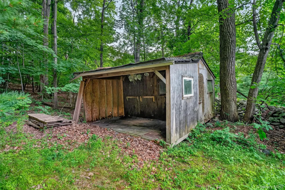368 Old Dutch Hollow Road Greenwood Lake, NY 10925
