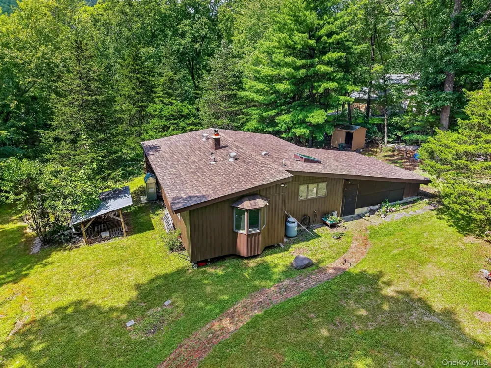 368 Old Dutch Hollow Road Greenwood Lake, NY 10925