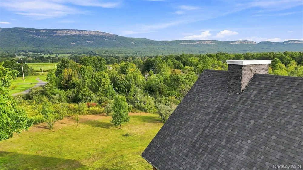 6 Misty Ridge Road Gardiner, NY 12525