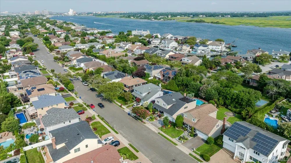 1292 Park Street Atlantic Beach, NY 11509