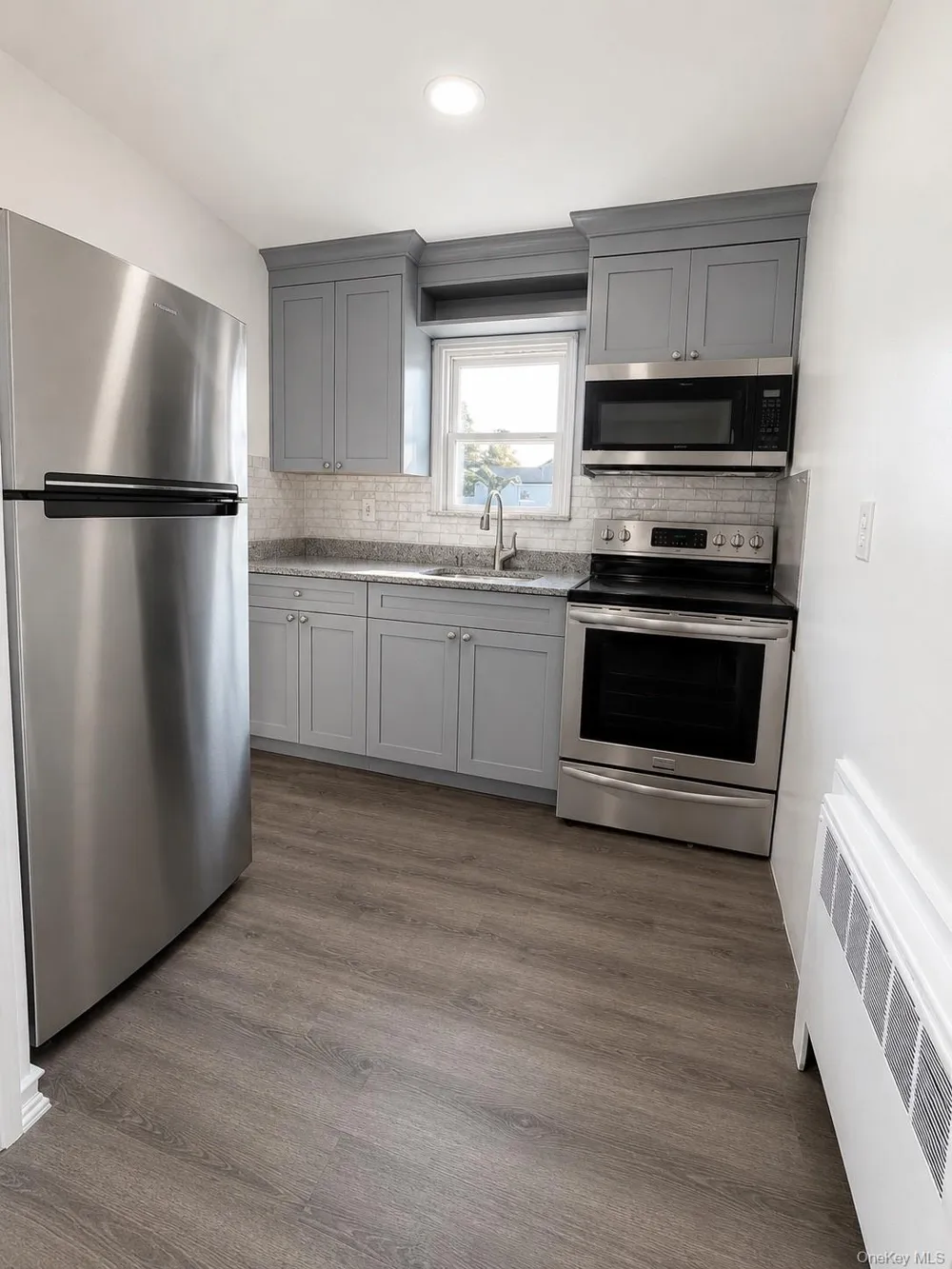 1333 5th Avenue Bay Shore, NY 11706