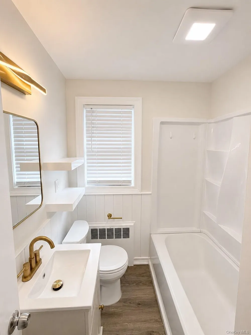 1333 5th Avenue Bay Shore, NY 11706