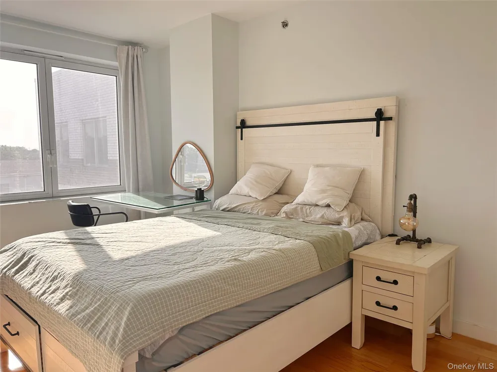 15815 Union Turnpike #402N Fresh Meadows, NY 11366