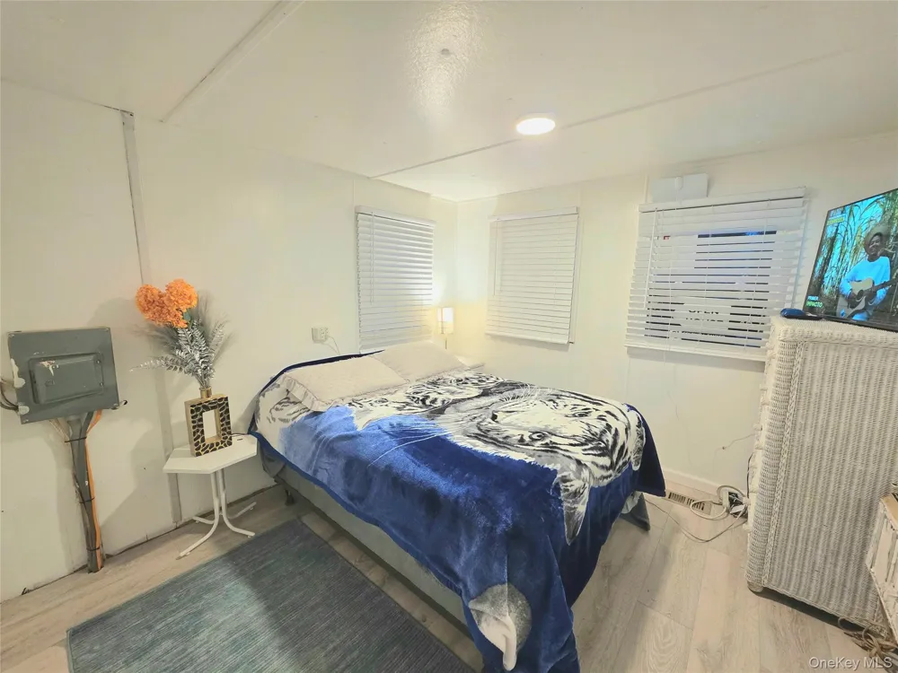 525 Riverleigh Ave #C7 Riverhead, NY 11901