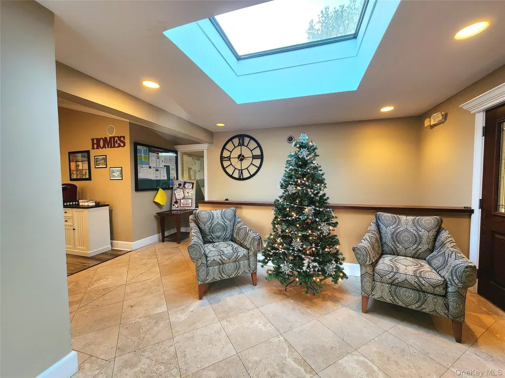 525 Riverleigh Ave #C7 Riverhead, NY 11901
