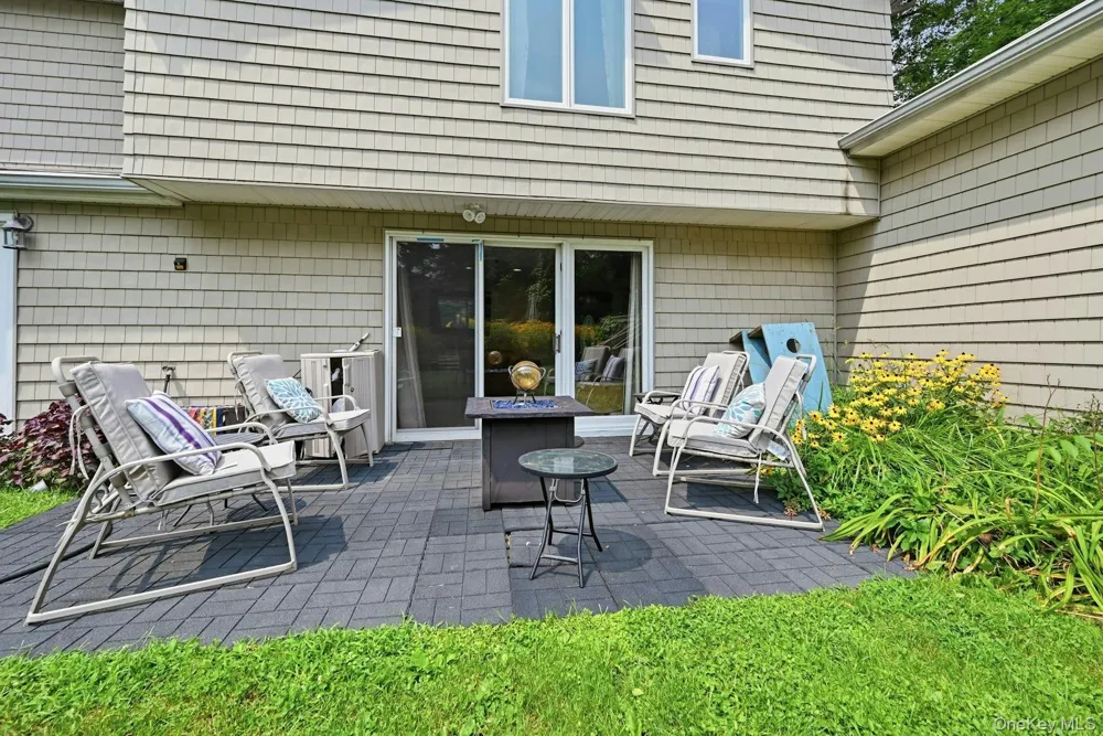 11 Soundview Drive Port Jefferson, NY 11777