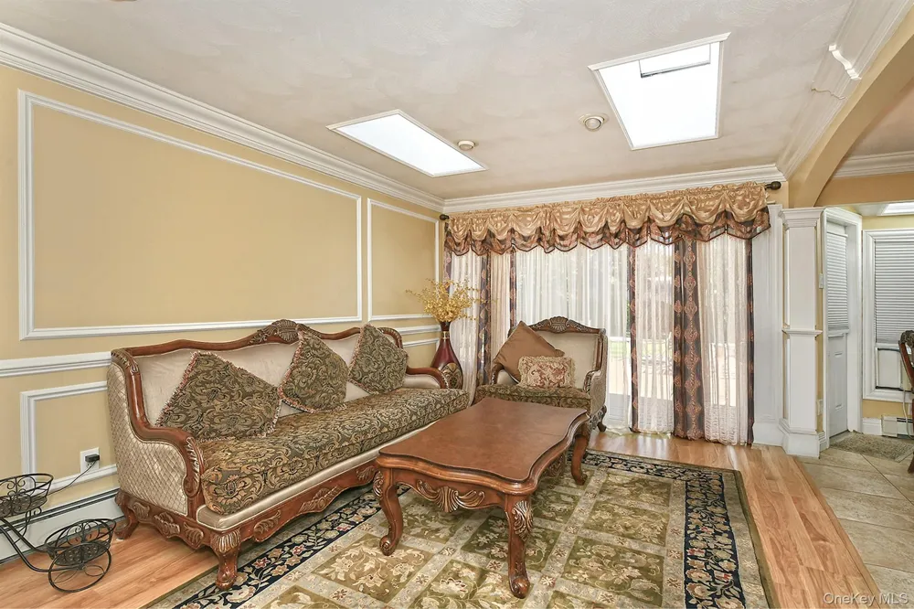 22 Apple Blossom Lane East Patchogue, NY 11772
