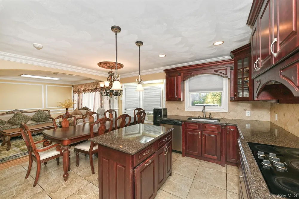 22 Apple Blossom Lane East Patchogue, NY 11772