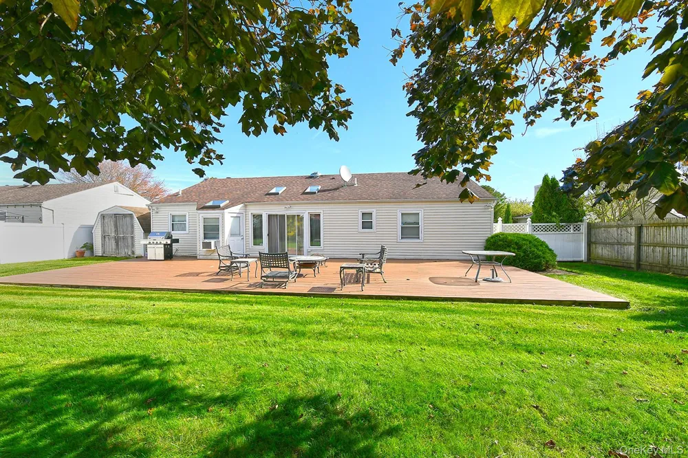 22 Apple Blossom Lane East Patchogue, NY 11772