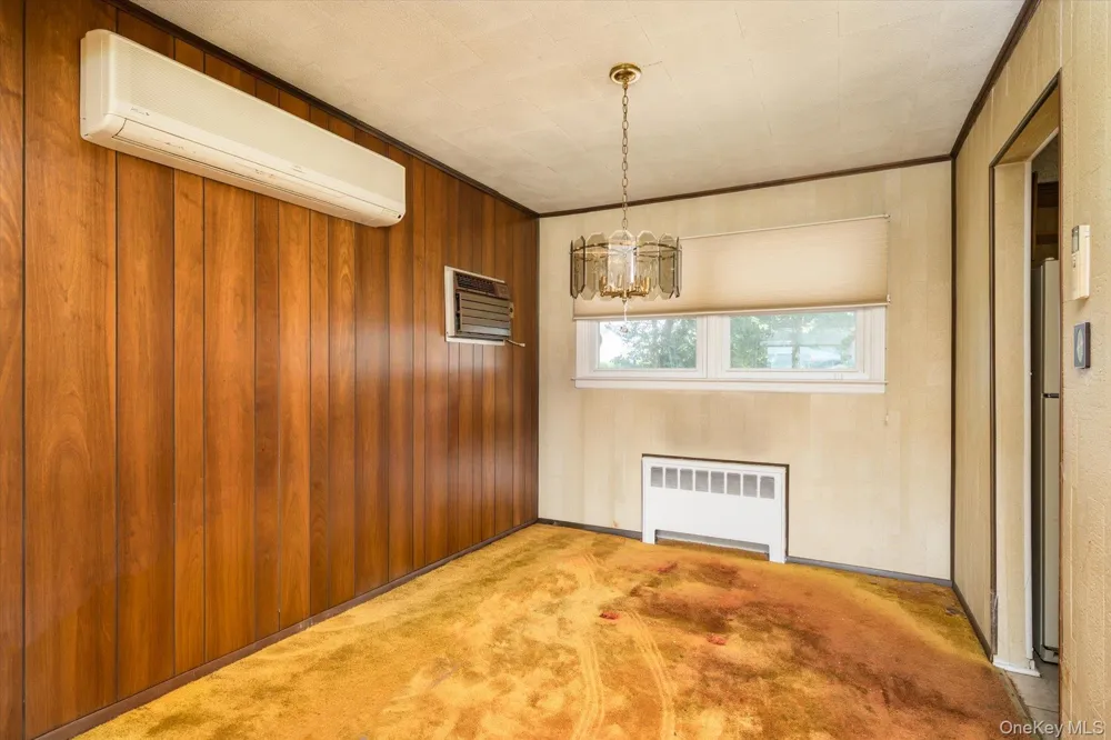 1162 Whitehall Lane Wantagh, NY 11793