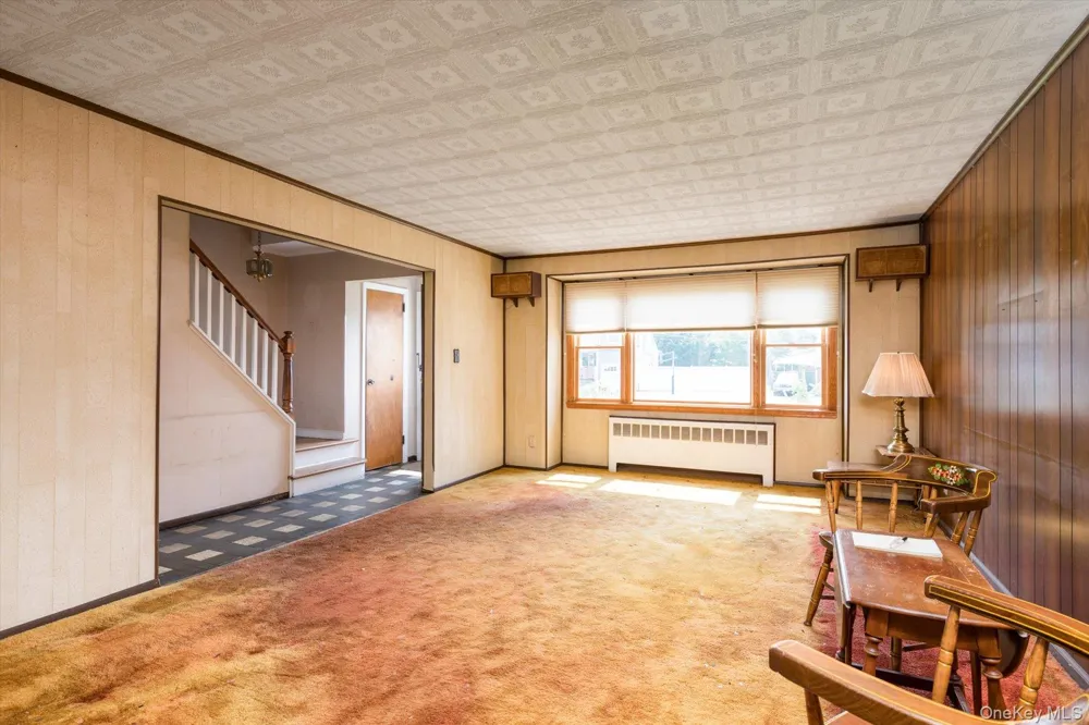 1162 Whitehall Lane Wantagh, NY 11793