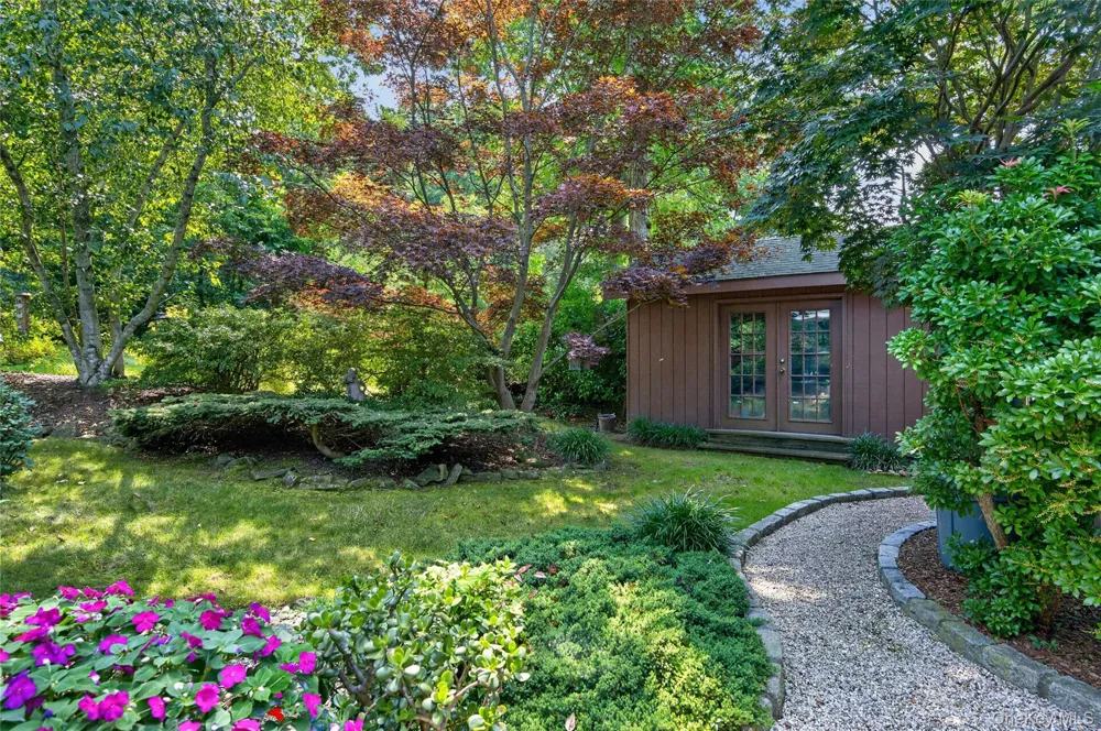 36 Arbor Lane Dix Hills, NY 11746