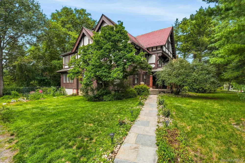 83 Hooker Avenue Poughkeepsie, NY 12601
