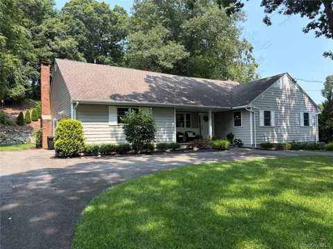 457 Wolf Hill