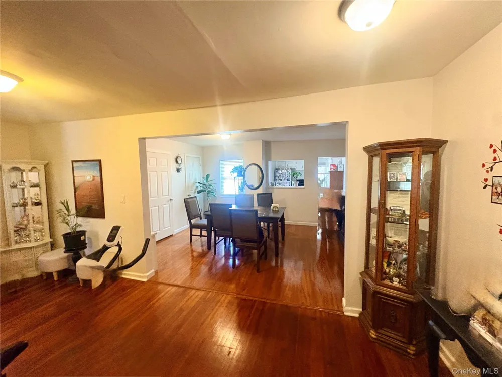 42 Saint Marys Avenue Staten Island, NY 10305
