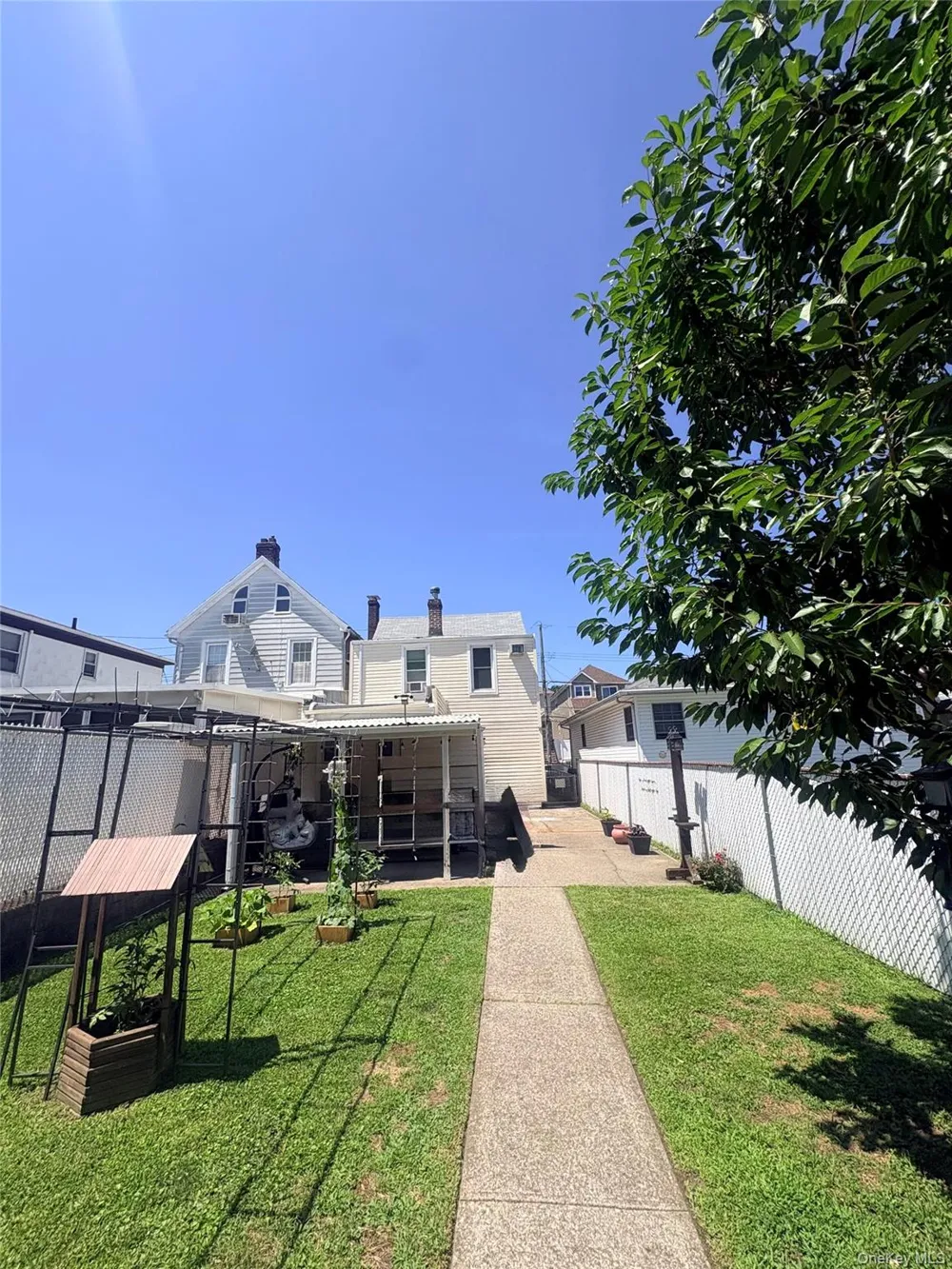 42 Saint Marys Avenue Staten Island, NY 10305
