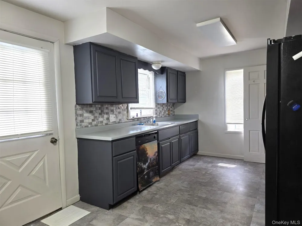 195 Commonwealth Avenue Middletown, NY 10940