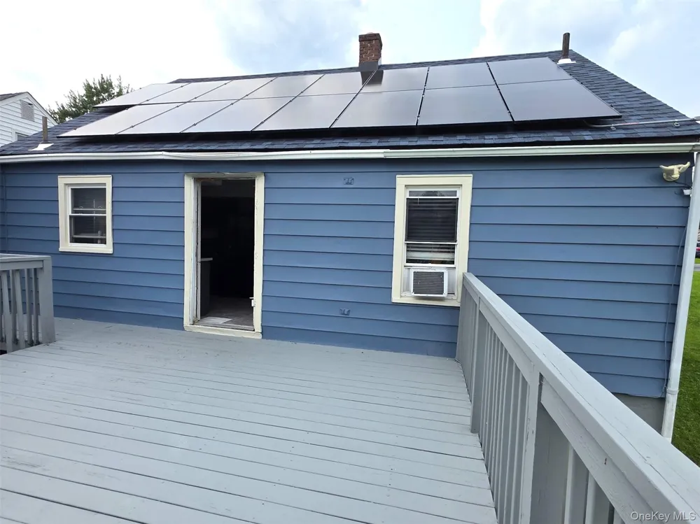 195 Commonwealth Avenue Middletown, NY 10940