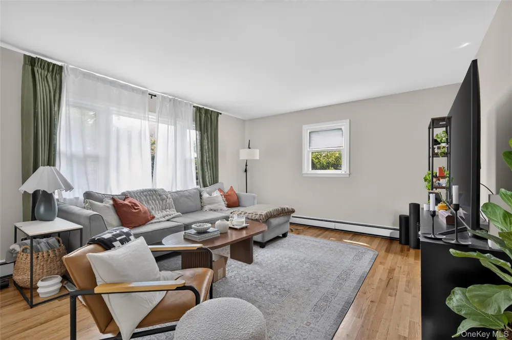 59 S Grand Street Westbury, NY 11590