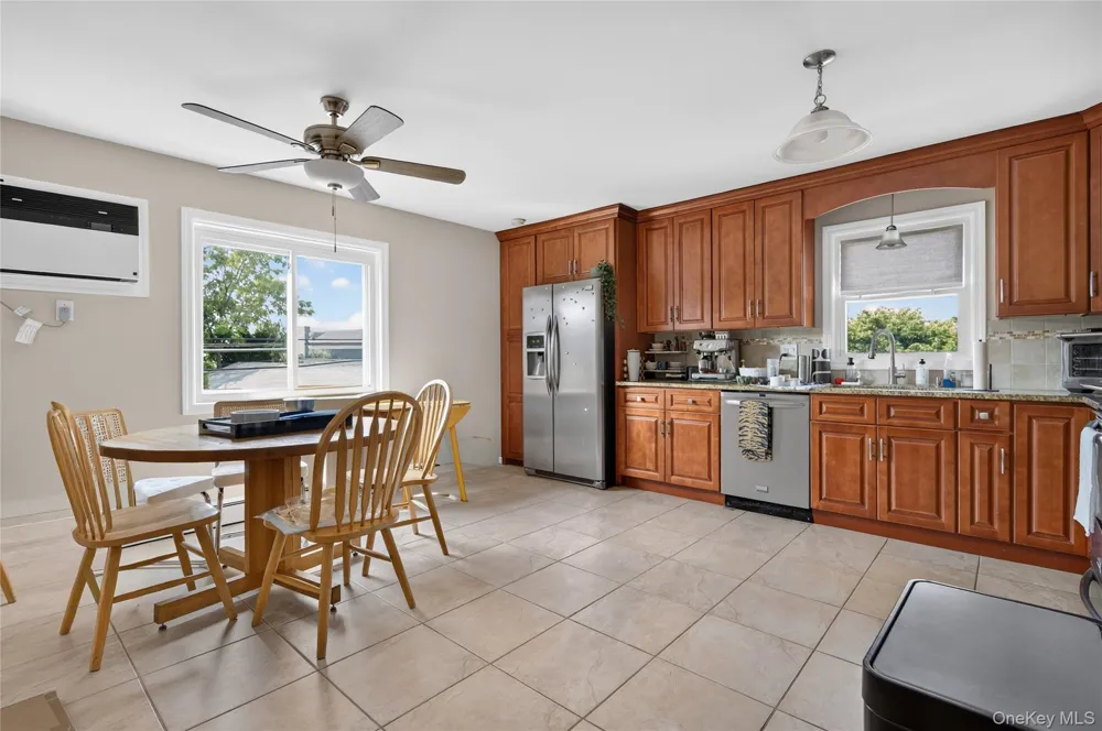 59 S Grand Street Westbury, NY 11590