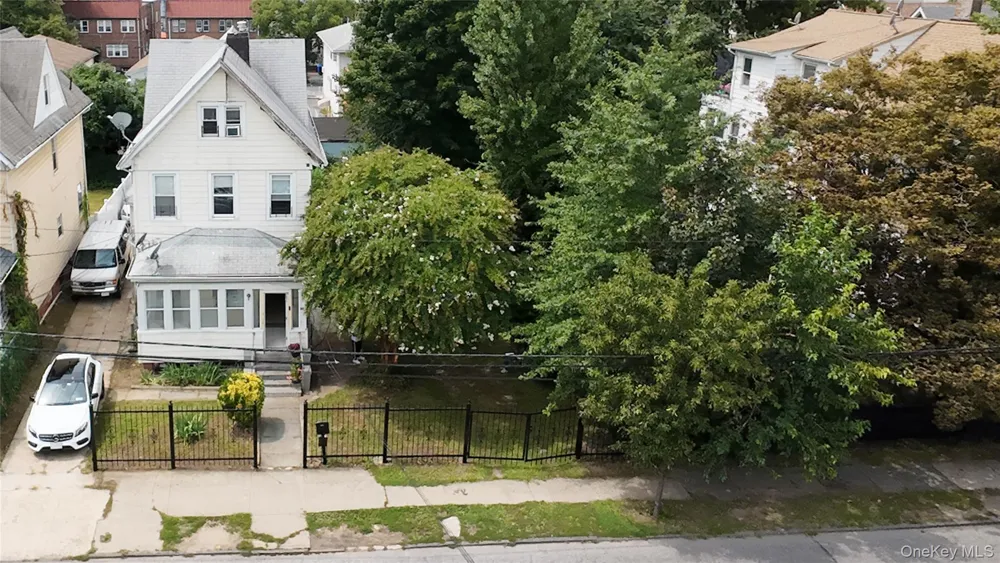 116 S 11th Avenue Mount Vernon, NY 10550