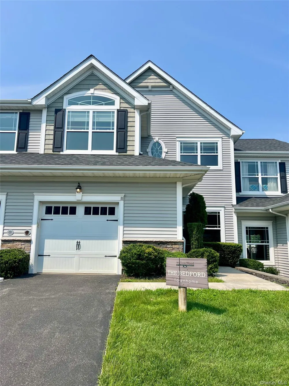11 Willow Terrace #11 Coram, NY 11727