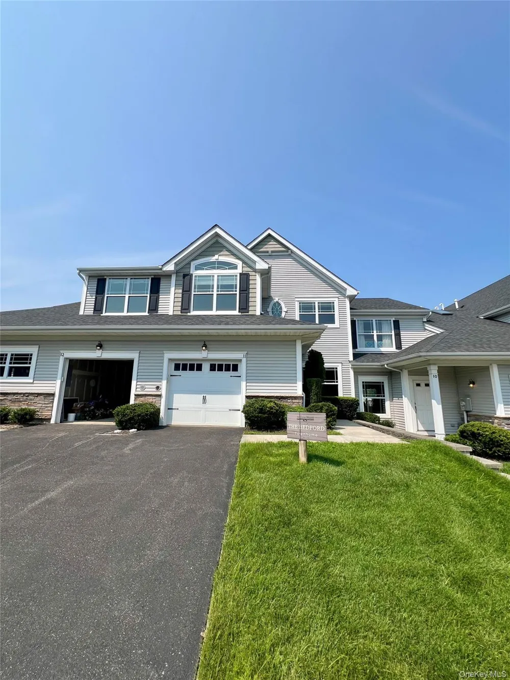 11 Willow Terrace #11 Coram, NY 11727