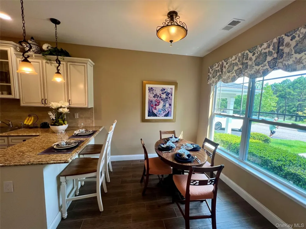 11 Willow Terrace #11 Coram, NY 11727