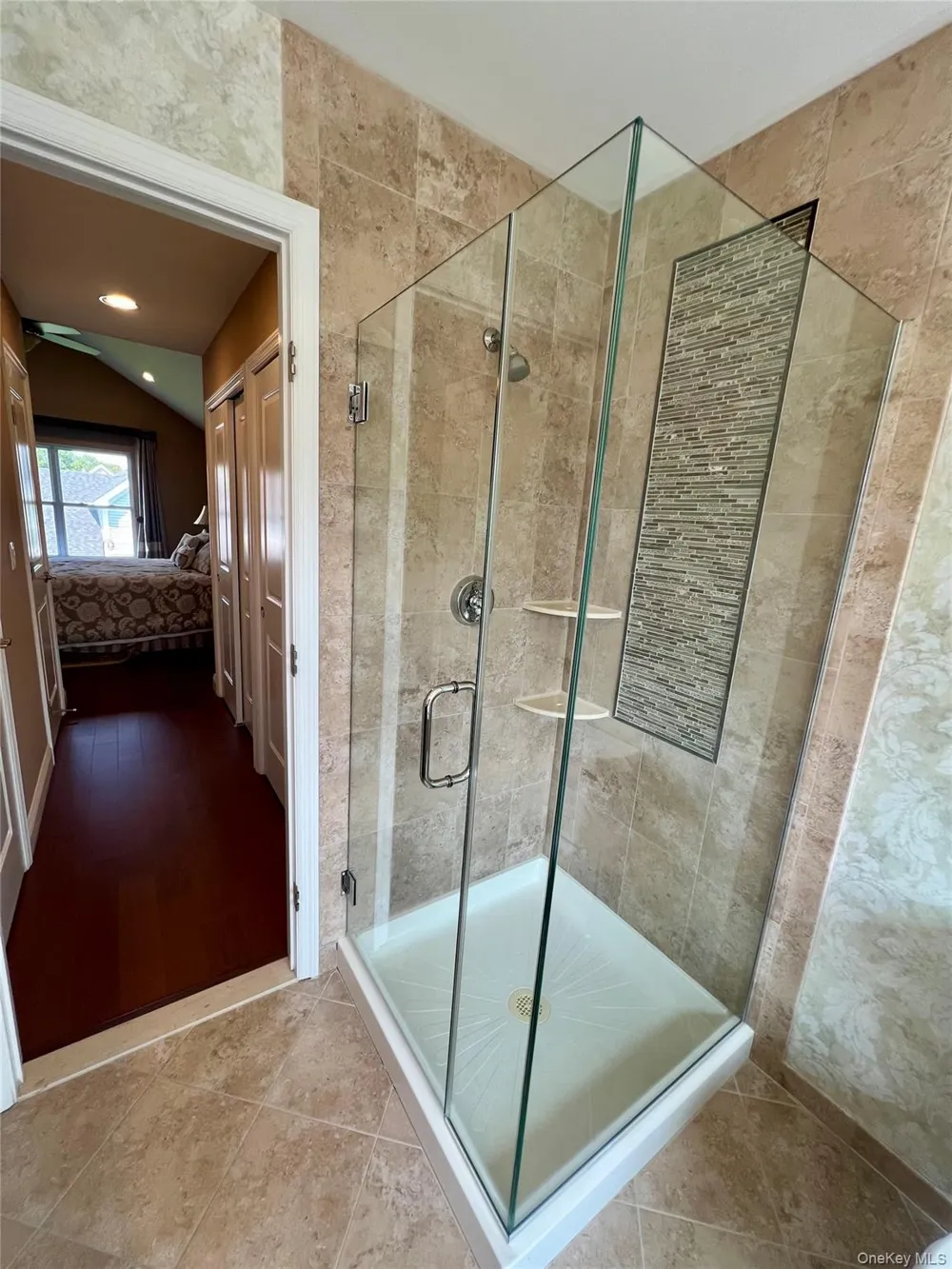 11 Willow Terrace #11 Coram, NY 11727