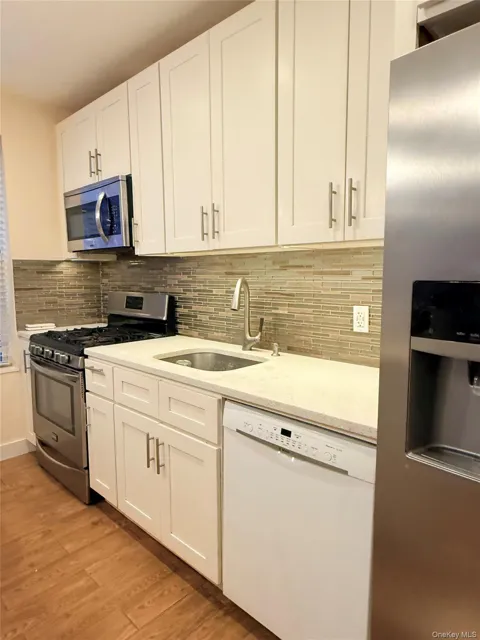 6008 Cooper Avenue #1