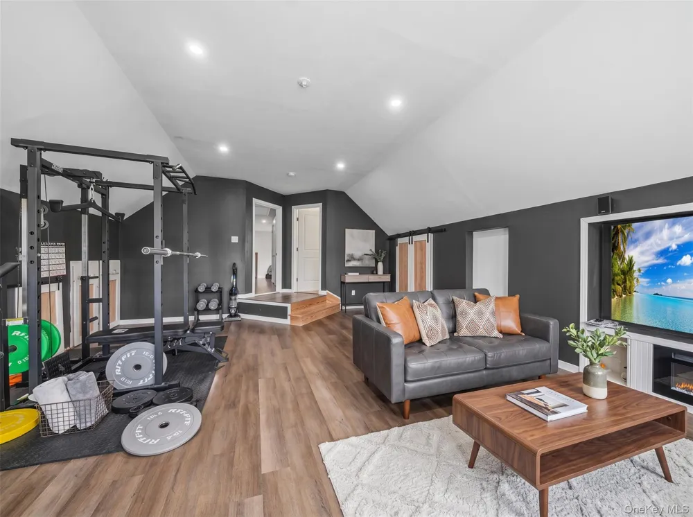 20 Mountainside Drive Chester, NY 10918