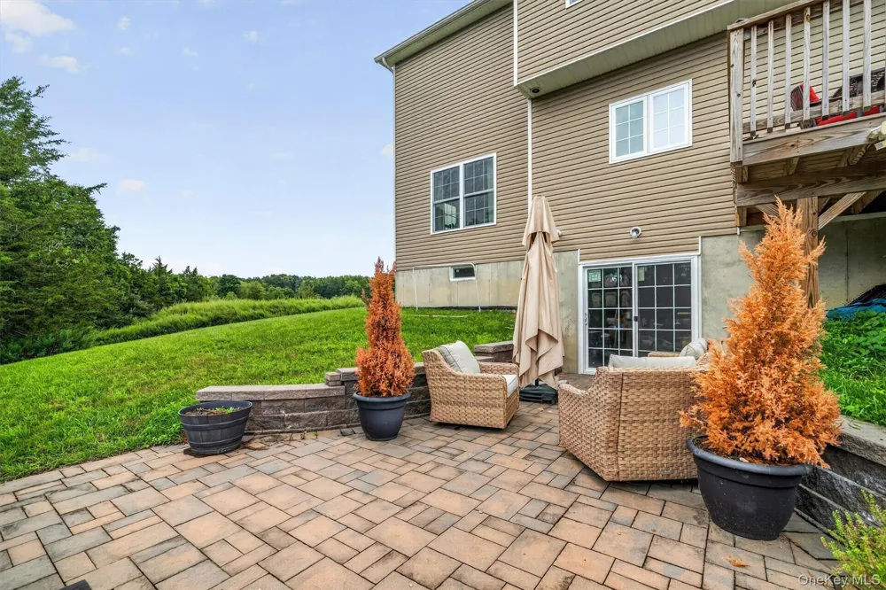 20 Mountainside Drive Chester, NY 10918