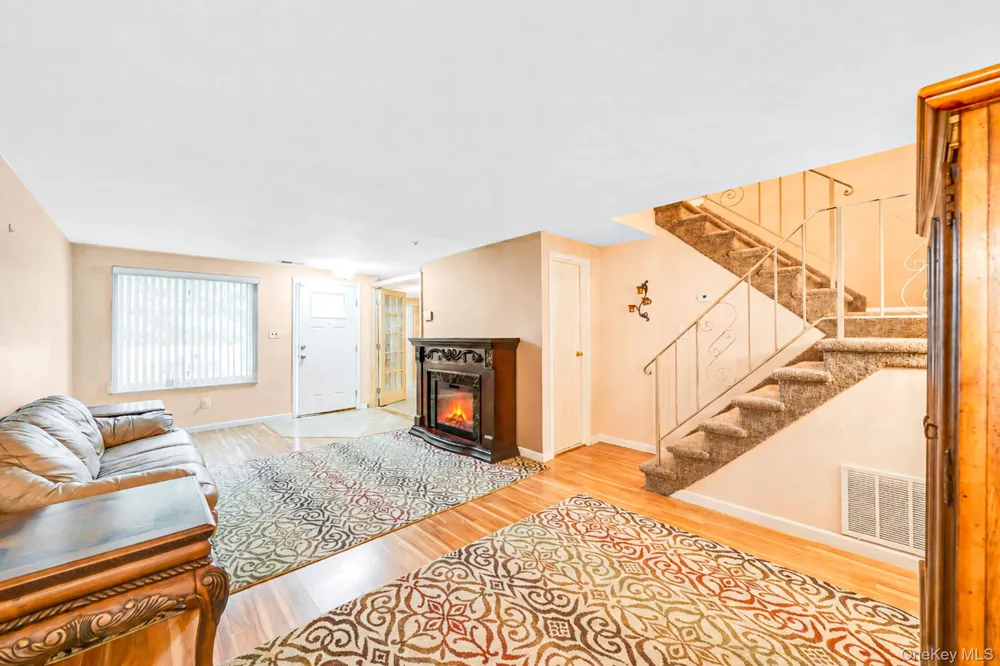 401 Birchwood Road Medford, NY 11763