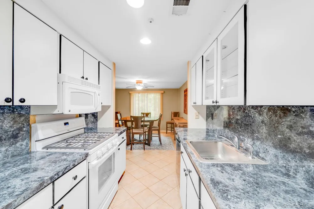 401 Birchwood Road Medford, NY 11763