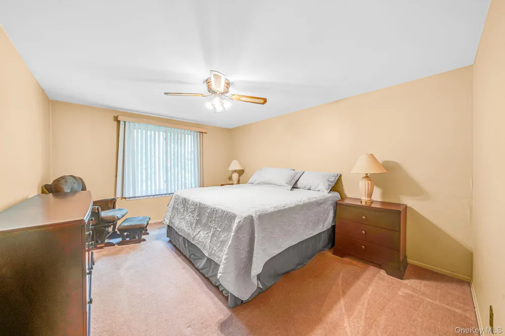401 Birchwood Road Medford, NY 11763