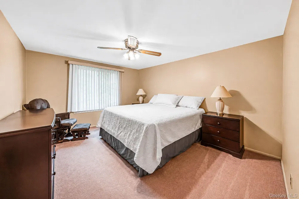 401 Birchwood Road Medford, NY 11763