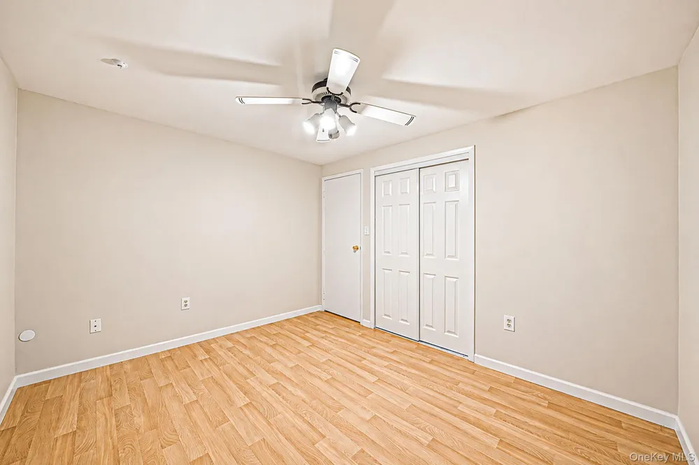 401 Birchwood Road Medford, NY 11763