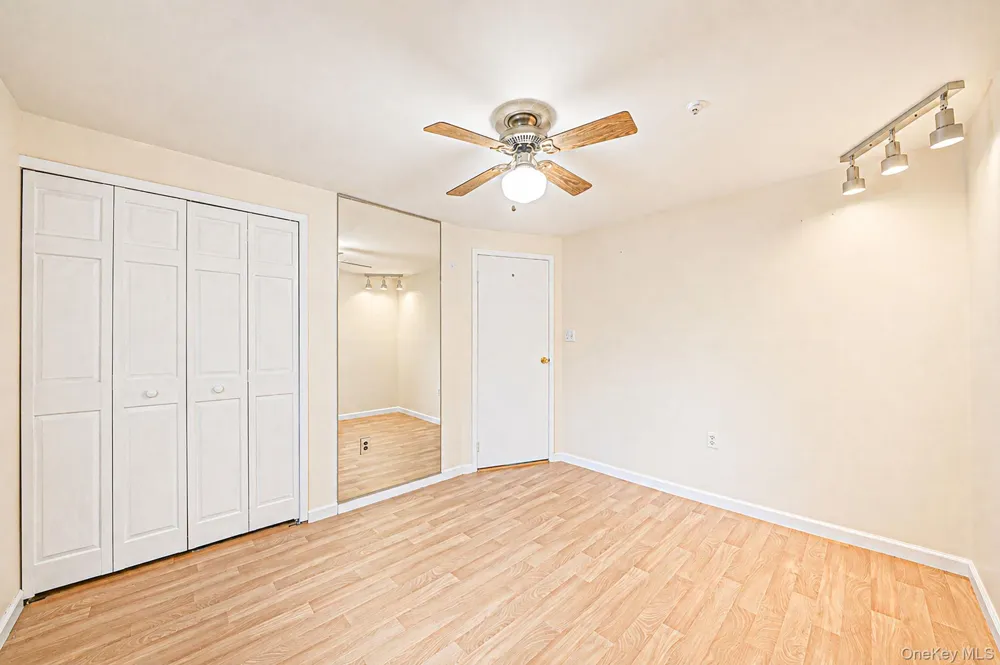 401 Birchwood Road Medford, NY 11763