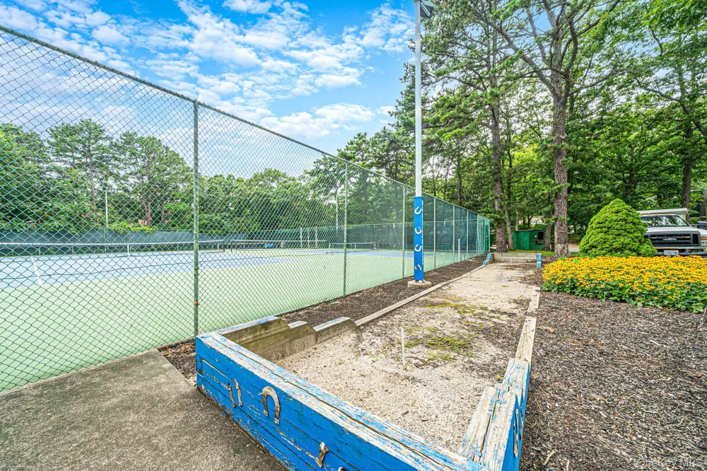 401 Birchwood Road Medford, NY 11763