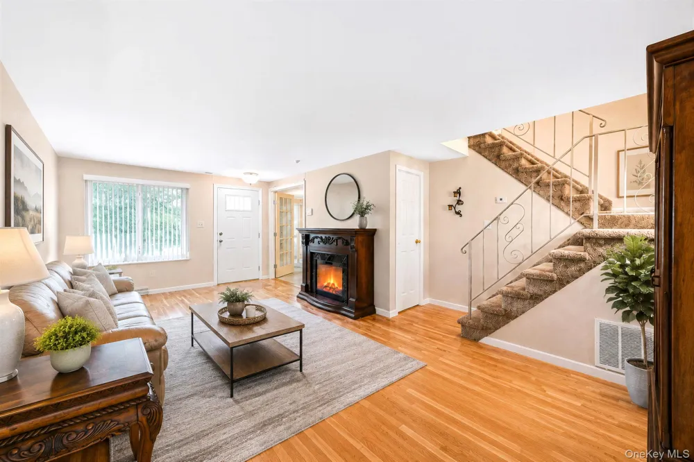 401 Birchwood Road Medford, NY 11763