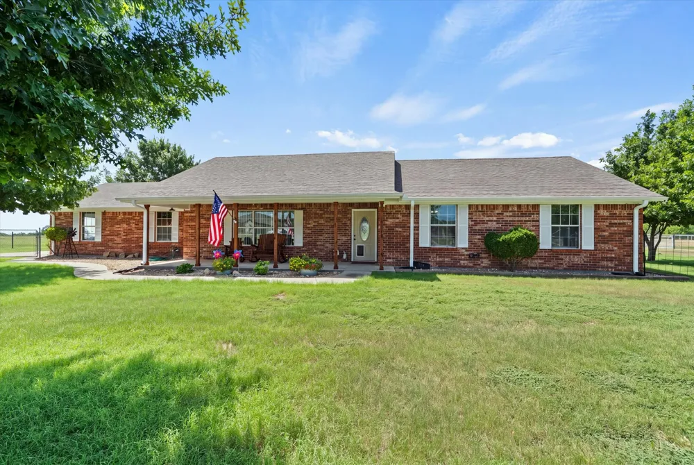763 County Road 3505 Quinlan, TX 75474