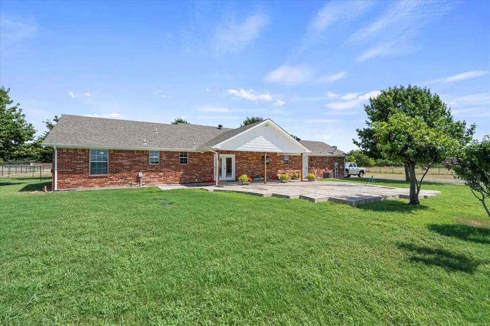 763 County Road 3505 Quinlan, TX 75474
