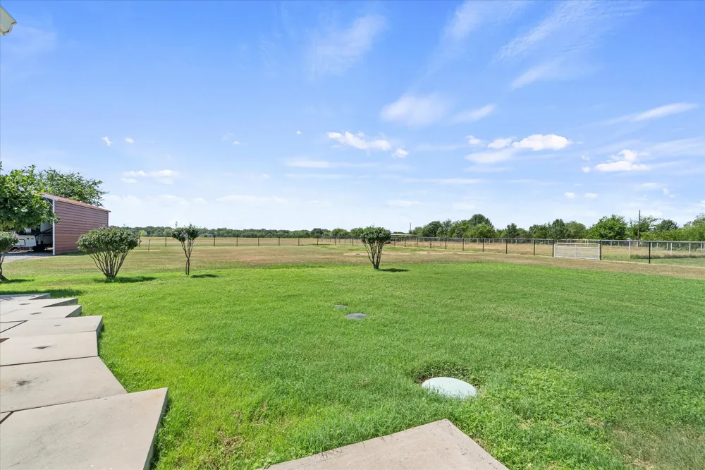 763 County Road 3505 Quinlan, TX 75474