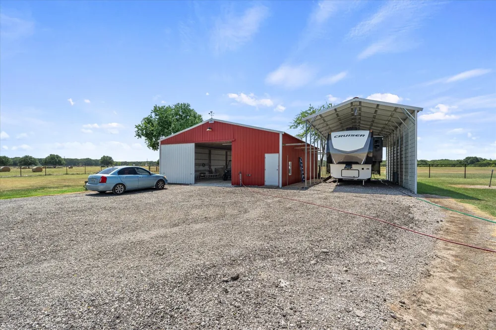 763 County Road 3505 Quinlan, TX 75474