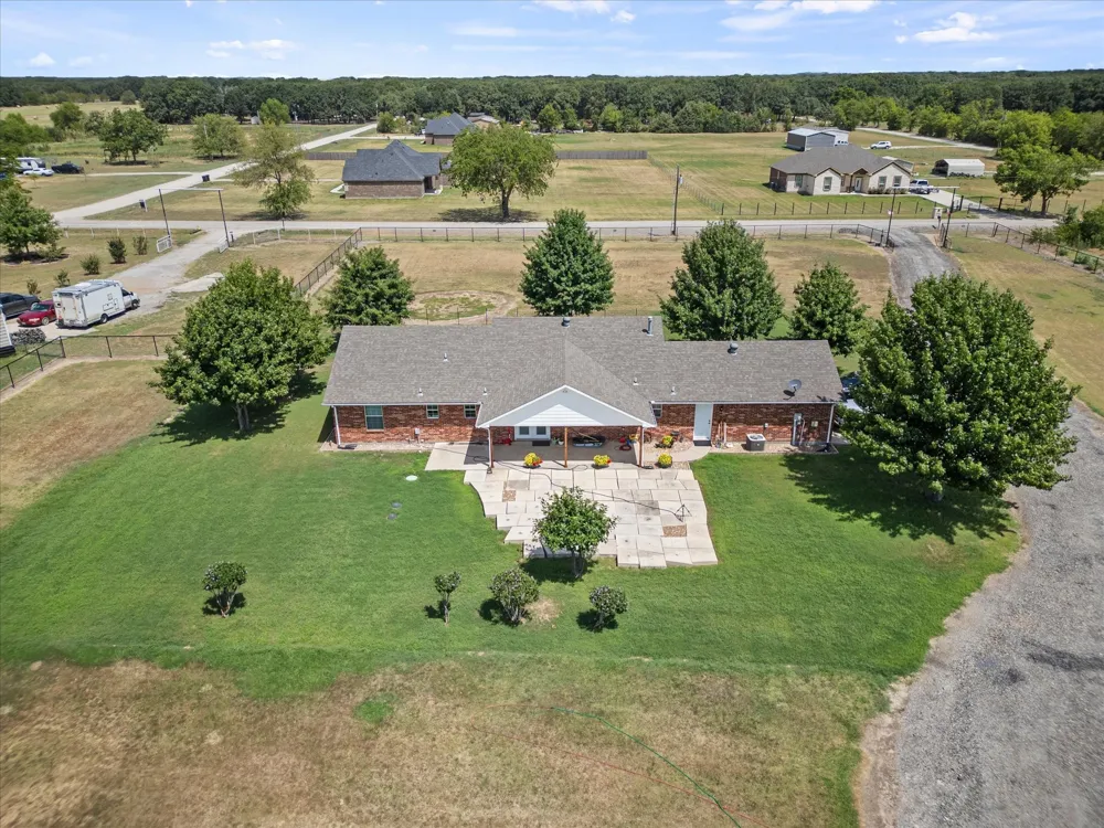763 County Road 3505 Quinlan, TX 75474