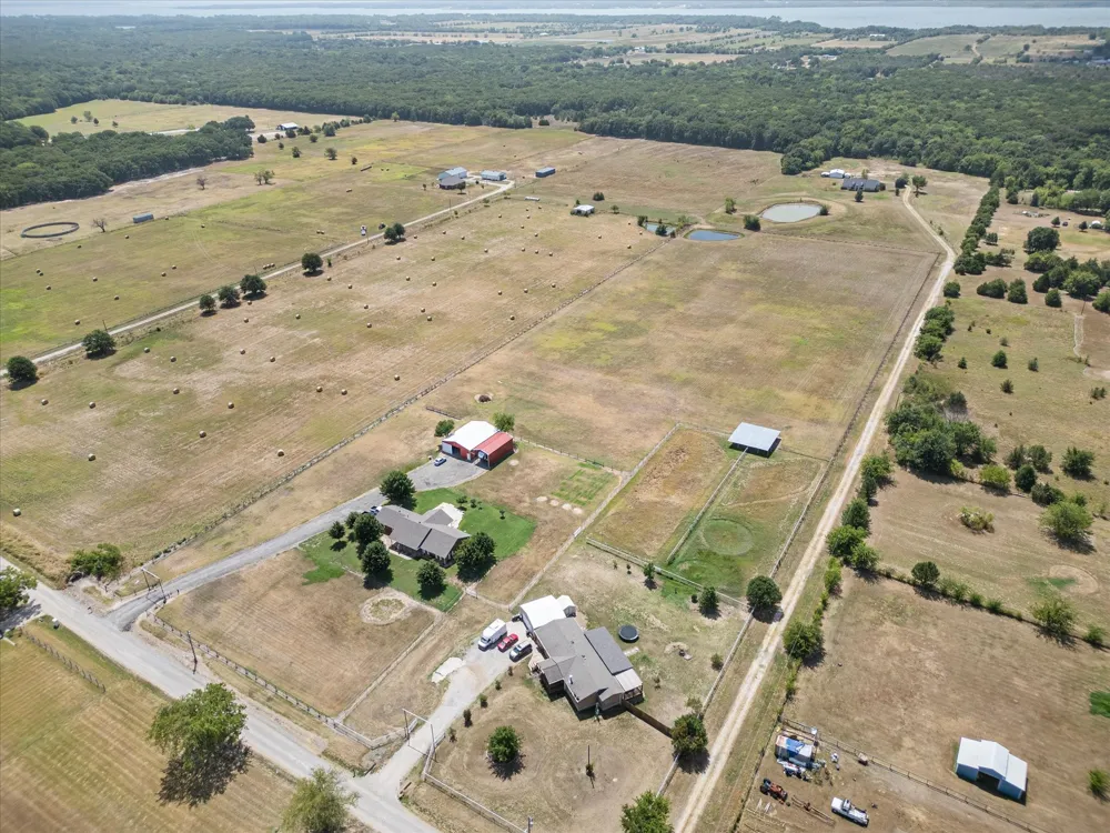 763 County Road 3505 Quinlan, TX 75474