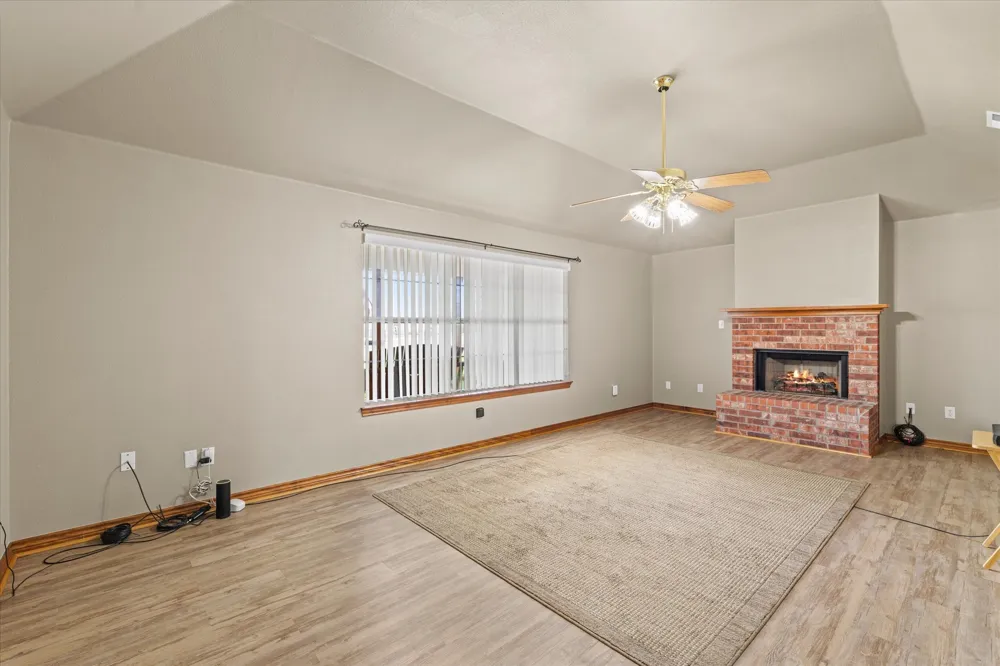 763 County Road 3505 Quinlan, TX 75474